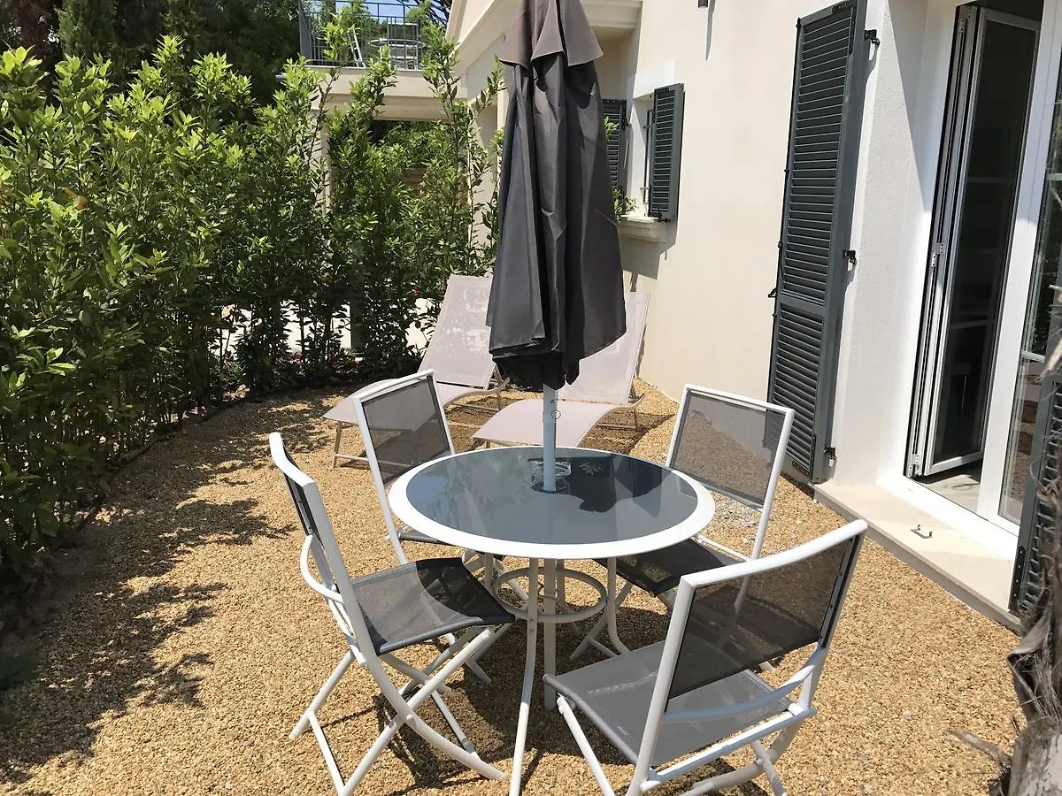 Aparthotel Windward Saint-Tropez 0*,